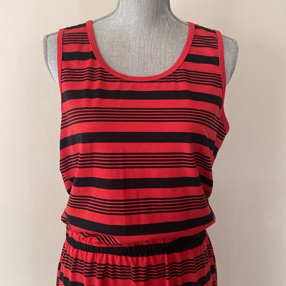 LuLaRoe ❤️“SUMMER”🖤 STRIPED SLEEVELESS DRESS SIZE EXTRA LARGE 🌟NWT🌟 - Picture 2 of 13